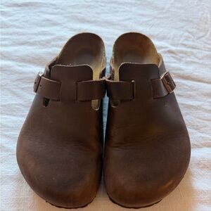 Birkenstock Bostons Oiled Leather